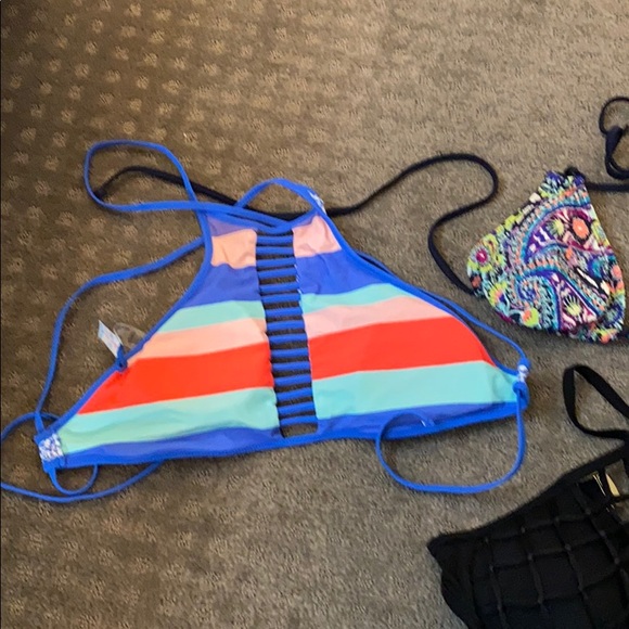 Bathing suits - Picture 2 of 2